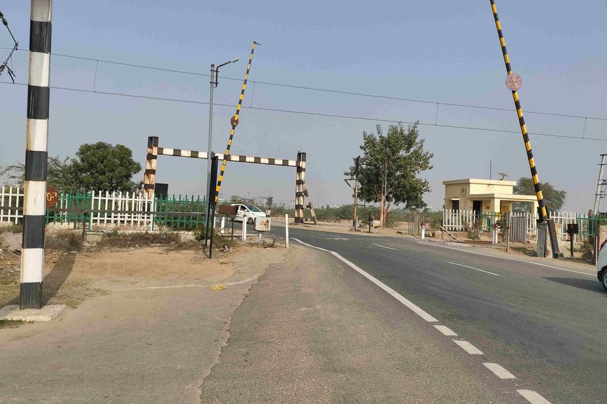 Finally after 9 years the way for construction of ROB at Ghodha Farm railway gate is open
