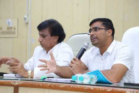 Next time officers should bring 200 crores from house tax, budget passed amid uproar