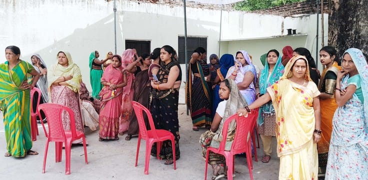 The funeral was refused until the accused were arrested, the body was kept in the house for hours