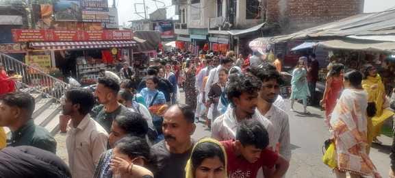 16 thousand devotees visited the temple of mother Chintapurni