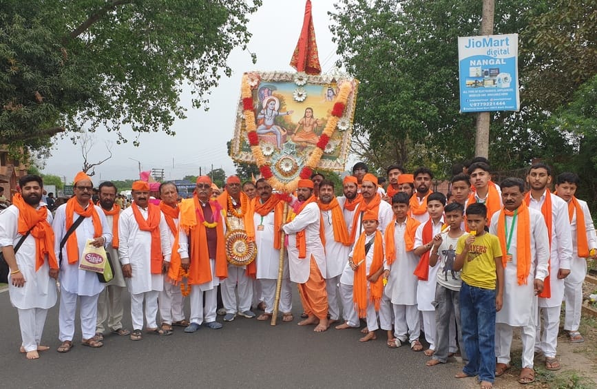 The group left for Baba Balak Nath Darbar