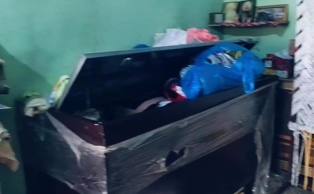 Thieves broke into a house in Sundar Nagar and stole Rs 6500
