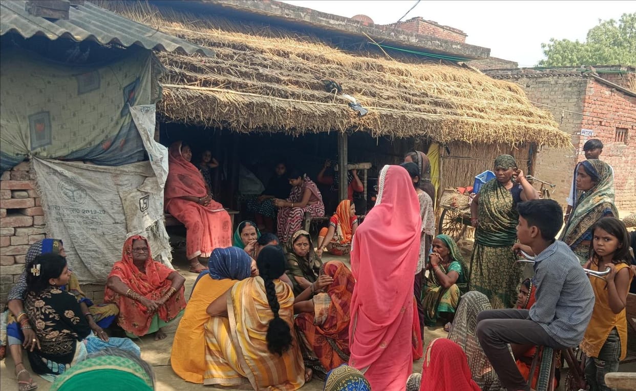 A young man who returned after sending his wife to Haryana dies under suspicious circumstances