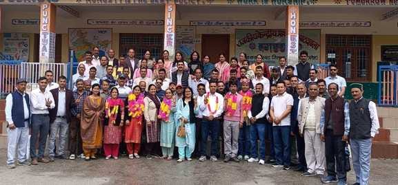 Mahendra Thakur was given the command of Primary Teachers Association Bagsyad