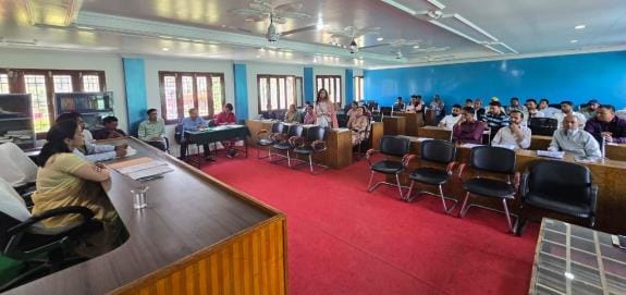 The issue of cleanliness of wards heated up, the mayor calmed it down by giving assurances