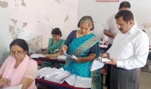 Board secretary inspected the marking centre in Bhiwani