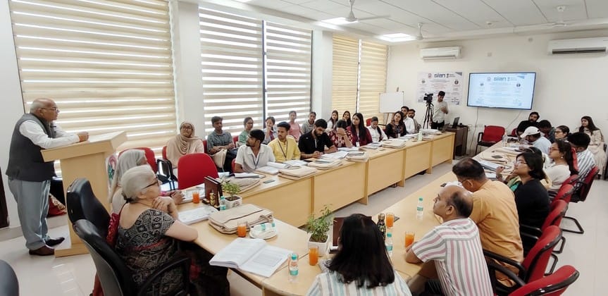 Five day knowledge course started in HKV