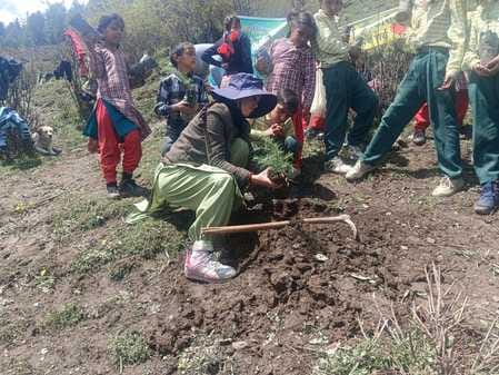 Little environmental guards gather for mother earth