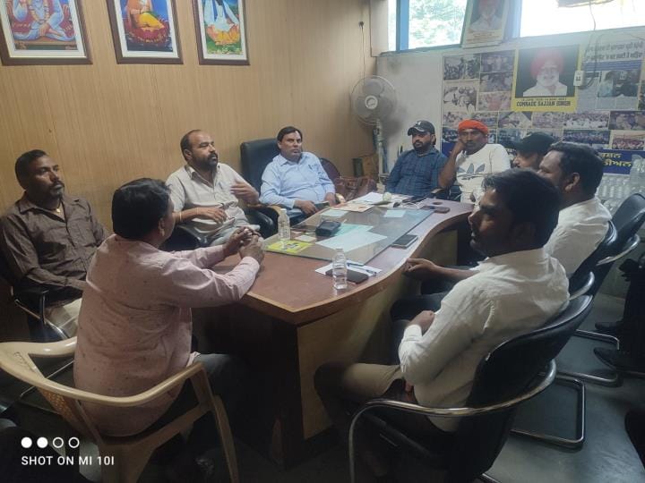 Punjab Safai Mazdoor Federation will dump garbage in front of SSP office and go on indefinite strike