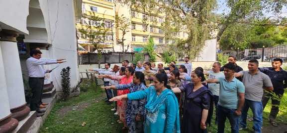 Health workers took oath for fire safety in hospital