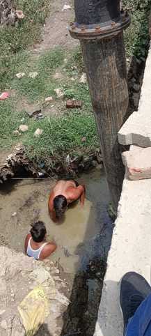Pipeline broke in Madhavpuram, 22 thousand people thirst for water
