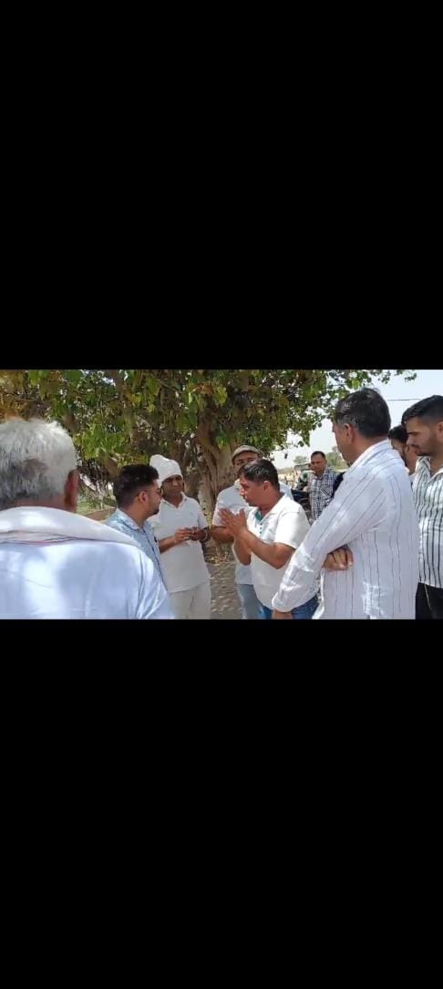 The team of the irrigation department which reached Niana to open the Balsamand branch canal was returned empty handed