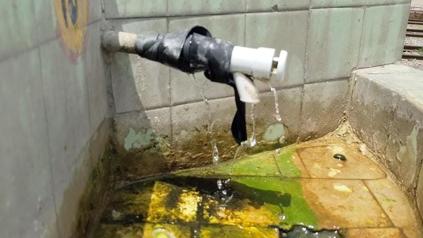 Public facilities are ignored, people are yearning to quench their thirst in summer