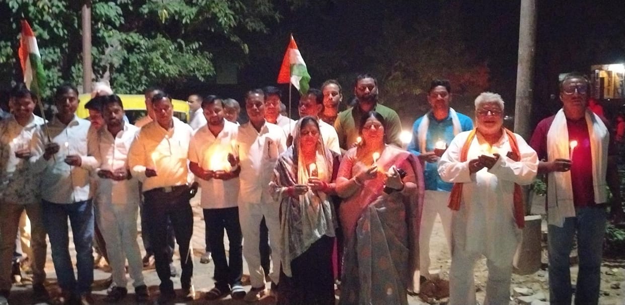 Hindu organizations burnt the effigy of Pakistan