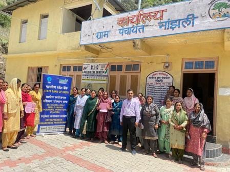 Mantra of self employment given to women in Manjhali