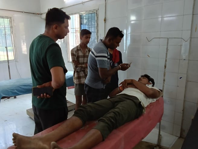 Four people were injured in a firing incident between two parties in a land dispute