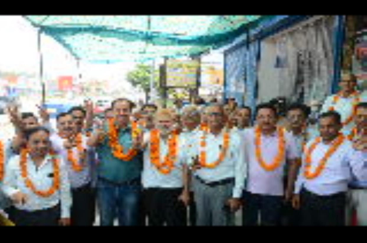 Dharna against opening of liquor shop ends