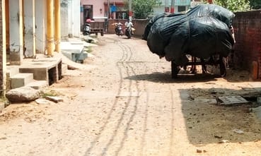 Nizamganj-Fatehpur Gasra road turned into potholes