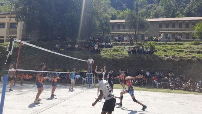 Volleyball, Kho-Kho and Badminton team of Chamba ITI became winner