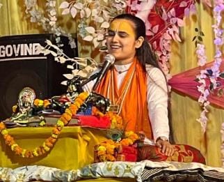 Listening to Srimad Bhagwat Katha gives salvation: Kanakeshwari Devi