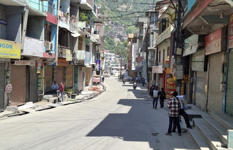 Anger over Pahalgam incident erupts on streets in Kullu