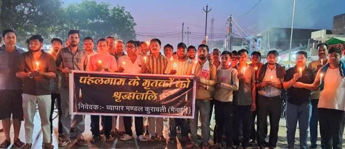Tribute was paid to the dead by taking out a candle march