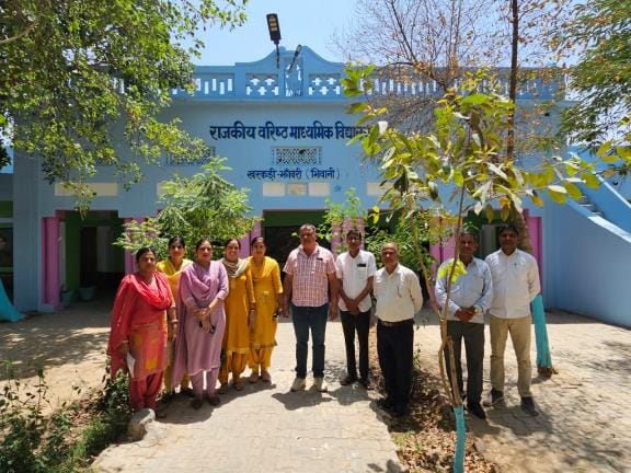 Teachers of government school beautified the school with the help of villagers