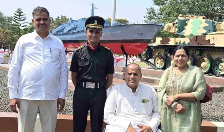 Abhimanyu Beniwal of Dobhi village became lieutenant in Army Medical Corps