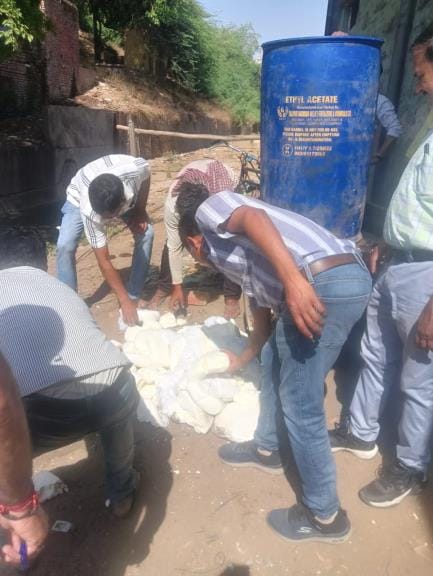 6.60 quintals of adulterated paneer brought to Mathura for consumption was caught