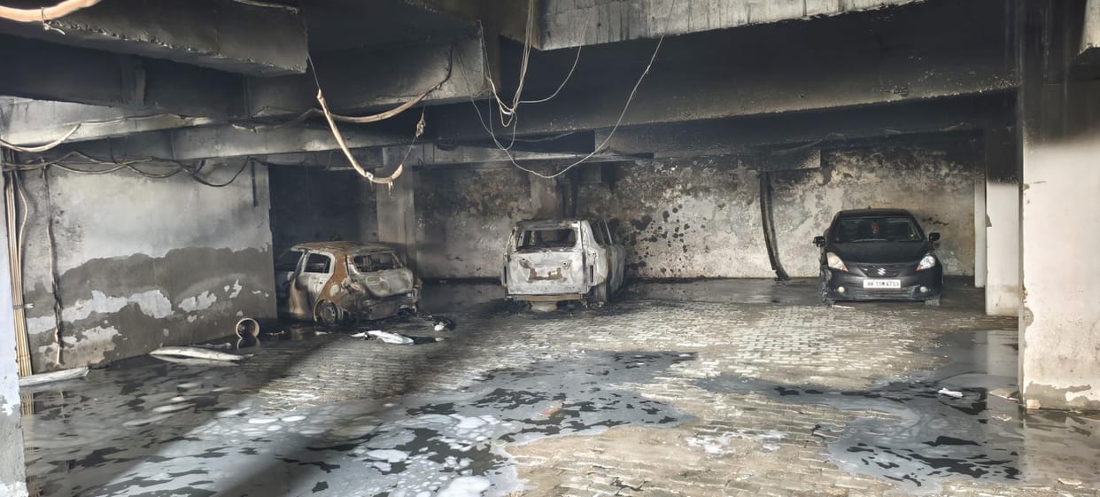 Accident or conspiracy... Fire broke out again in Silver Apartment, three vehicles burnt in basement parking, 11 vehicles were burnt four days ago