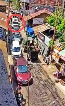 A patient died in an ambulance in Dehra, video of him getting stuck in traffic jam goes viral