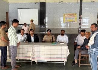 Prisoners told their problems on problem solving day