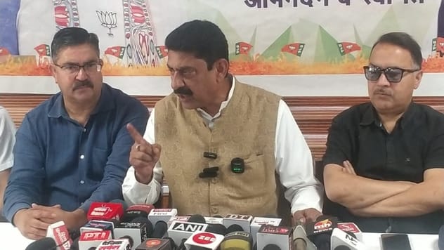 Sukhu has become a real estate shopkeeper by not providing land: Rakesh