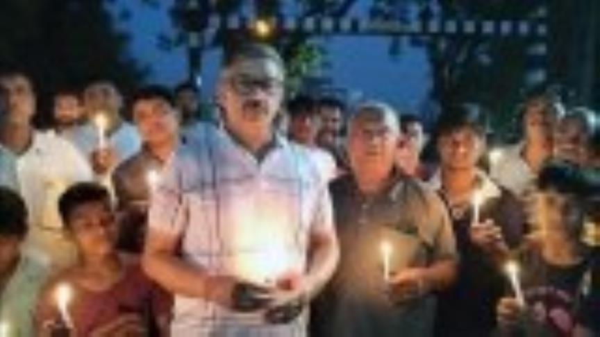 Jan Sahayog Manch took out a candle march in Lajpat Nagar