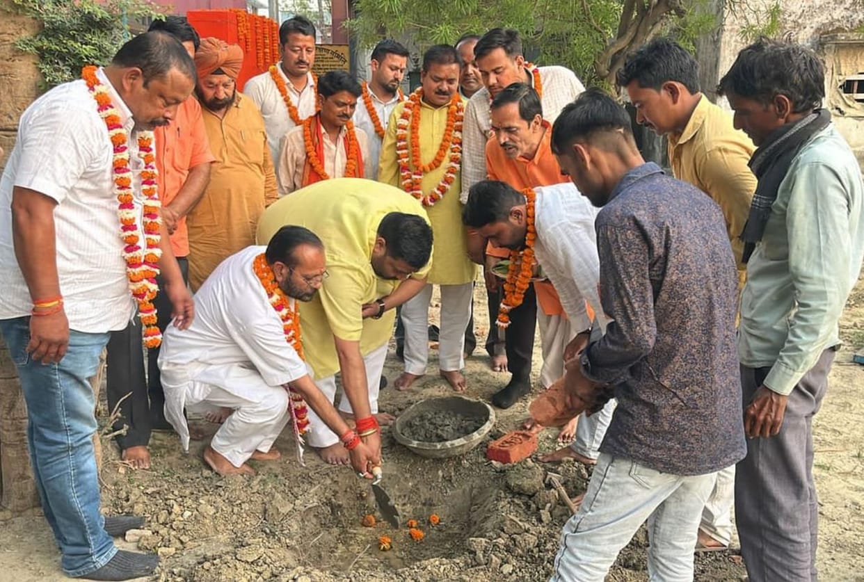 Beautification of Tulsi Park started with the foundation stone laying