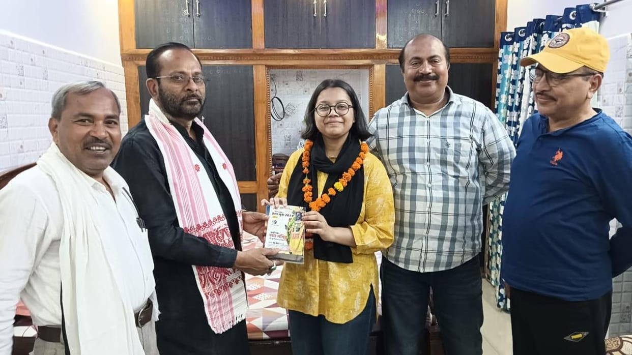 Amar Ujala honoured Intermediate topper Zainab