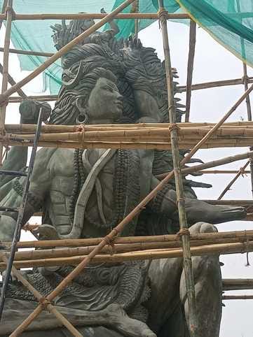 Statue of Gangadhareshwar form of Lord Shiva installed on the banks of Beas in Nadaun.