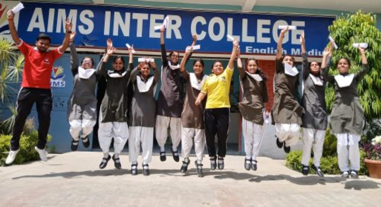 Animesh became Gonda topper in high school and Abhijeet in intermediate