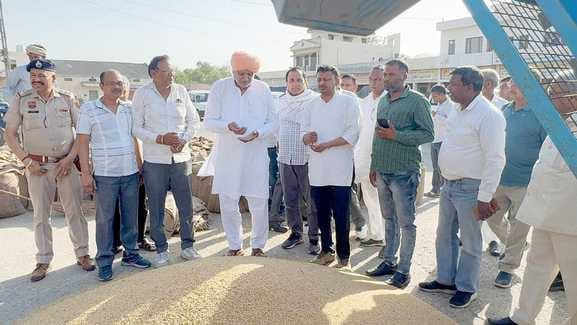 Agriculture Minister gave instructions to DFSC to lift wheat
