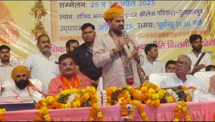 Brijbhushan challenged Hafiz Saeed