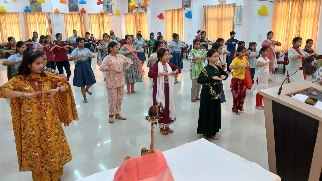 Kathak workshop started in Vrindavan on the initiative of Hema Malini
