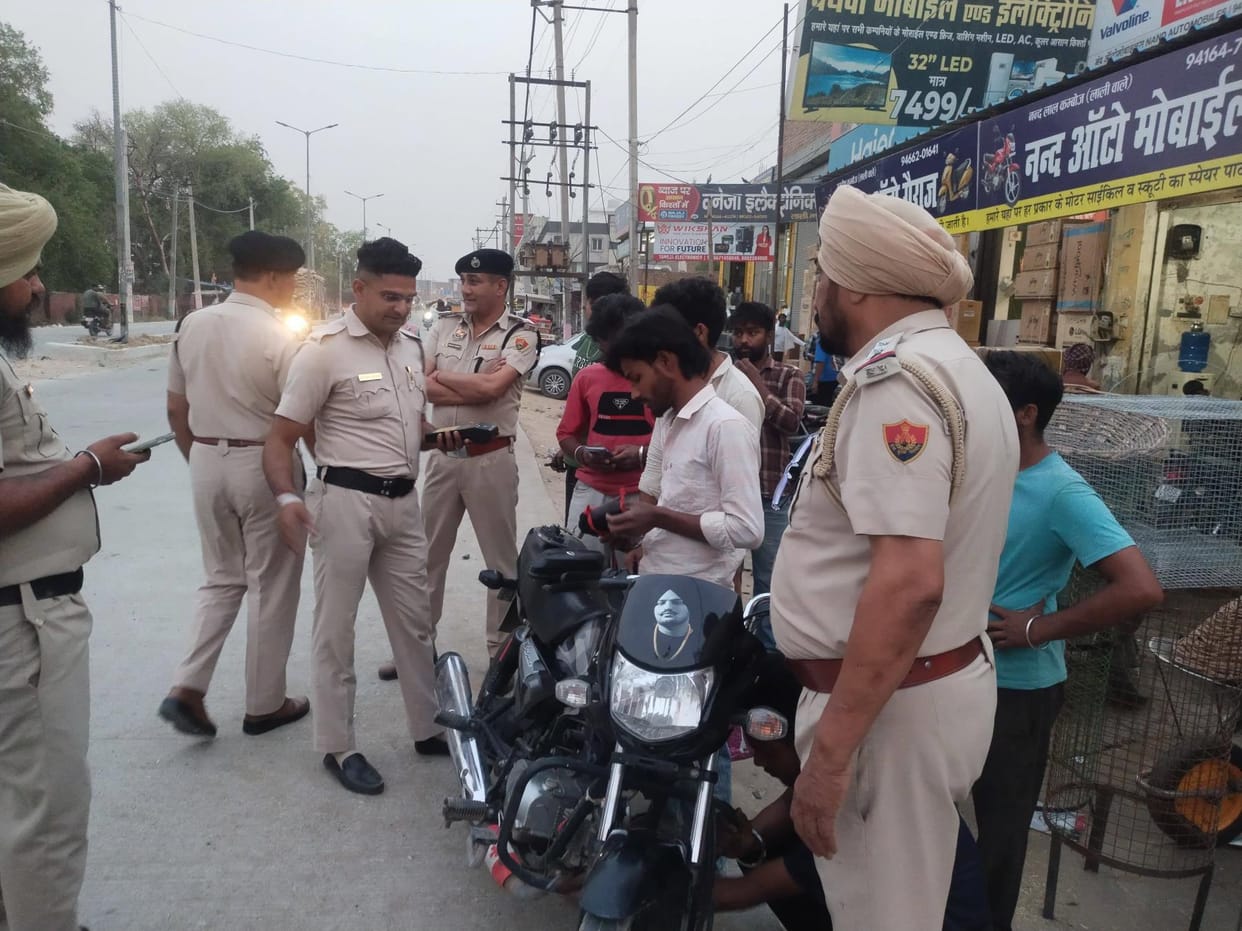 City police issued notices to encroachers