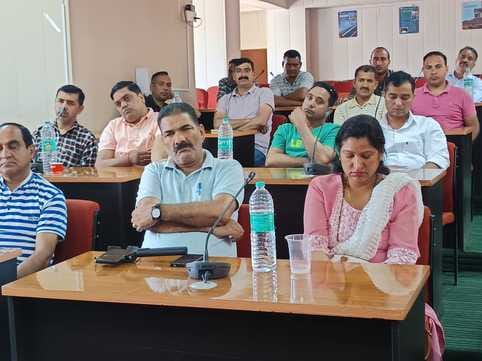 NPS employees will protest against UPS at Jantar Mantar