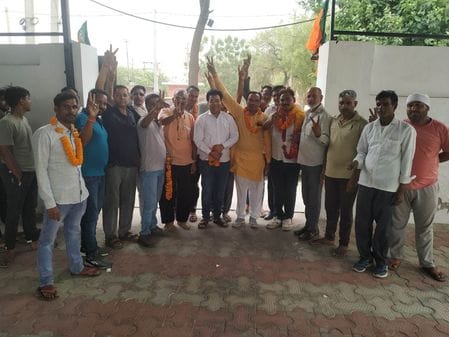 Ramkishan became the deputy head of Ateli Nagar Palika