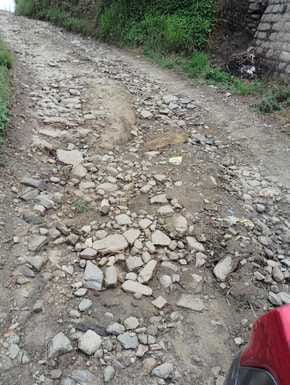 Dumb-Dalash road is full of potholes