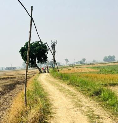 During floods, villagers live in darkness for four months