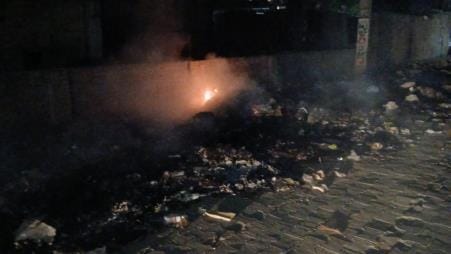 A garbage dump in Ratia was set on fire