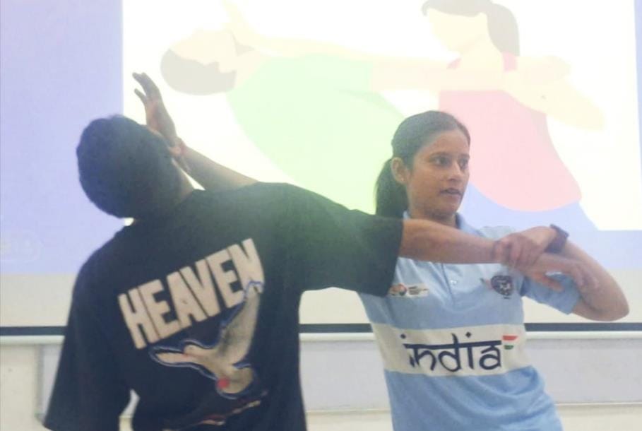 Gave Self Defence Training to Girls
