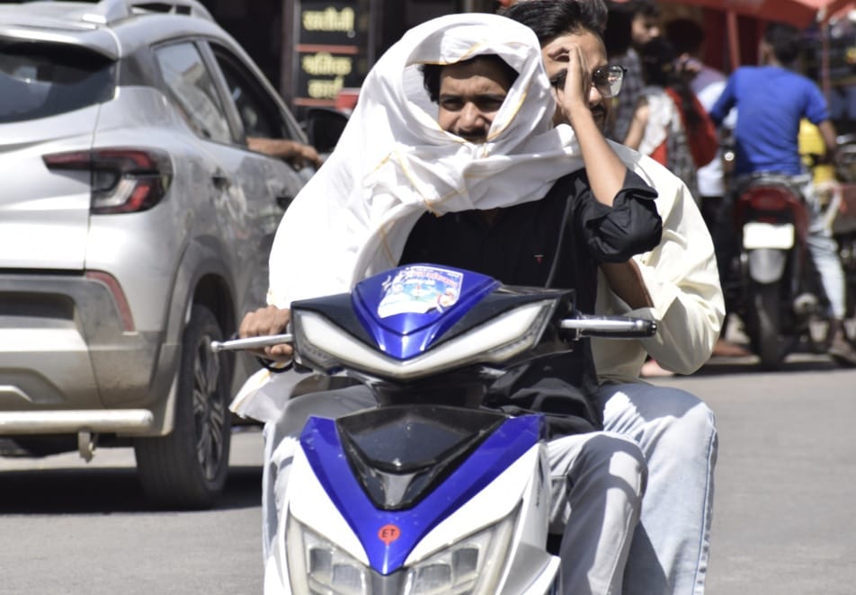 No relief from heat, possibility of rain from tomorrow
