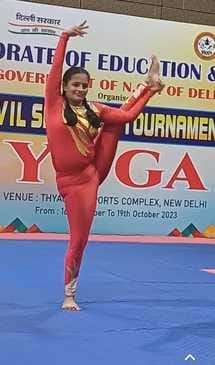 Yashoda Arya is performing excellently in the field of yoga